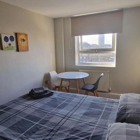 Beautiful 3-Bedroom Flat With Stunning Views London Exterior photo