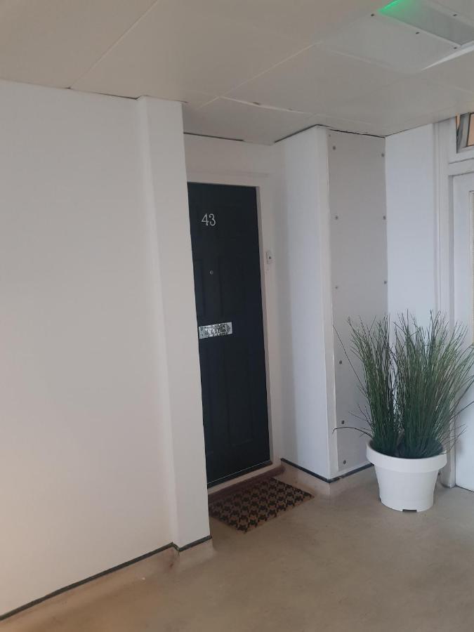 Beautiful 3-Bedroom Flat With Stunning Views London Exterior photo